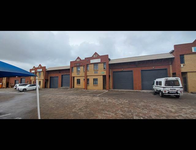 230M² MINI FACTORY TO LET IN STRIJDOMPARK