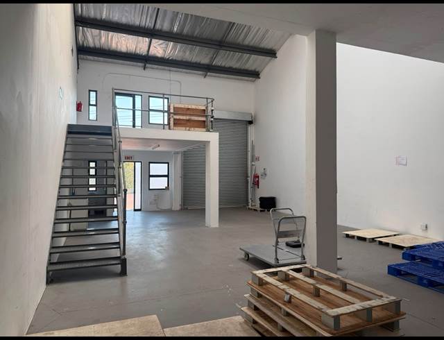 146M² WAREHOUSE TO LET IN BARBEQUE DOWNS