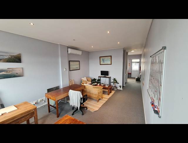 49M² OFFICE TO LET IN WESTLAKE