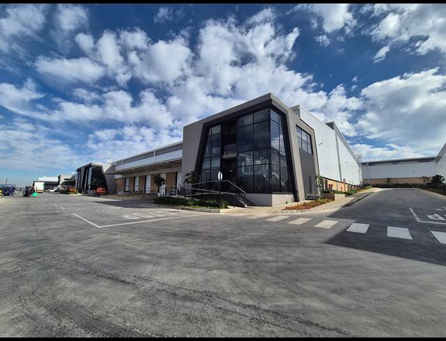 8,314M² WAREHOUSE TO LET IN AIRPORT PARK