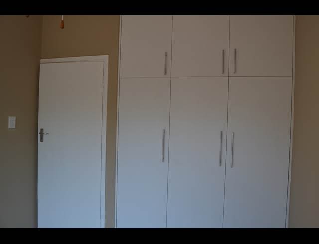 2 BEDROOM PROPERTY TO RENT IN FREELAND PARK