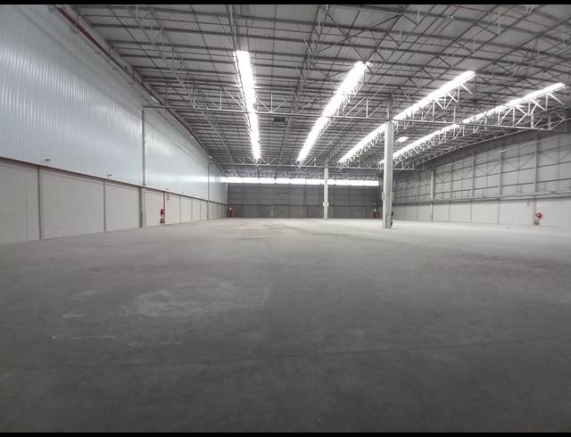 4,152M² FACTORY TO LET IN SACKS CIRCLE INDUSTRIAL
