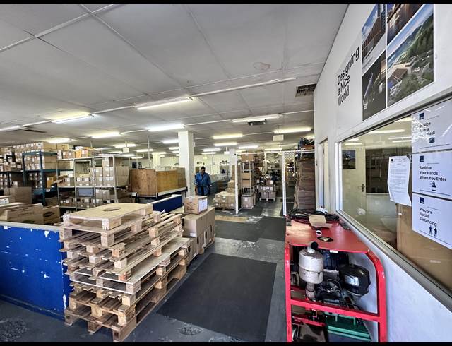 580M² WAREHOUSE TO LET IN OBSERVATORY