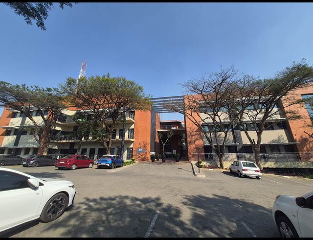 80M² OFFICE TO LET IN WOODMEAD