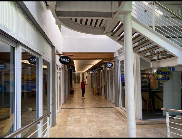 60M² RETAIL TO LET IN CAMPS BAY