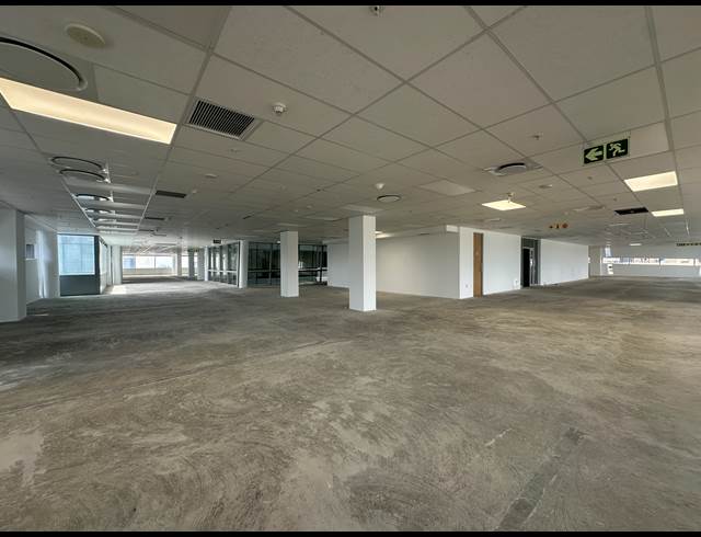1,752M² OFFICE TO LET IN SANDTON CENTRAL