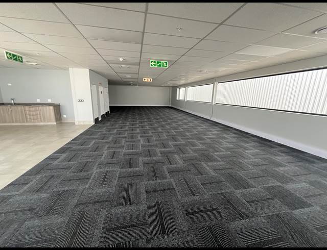 5,796M² WAREHOUSE TO LET IN AIRPORT PARK