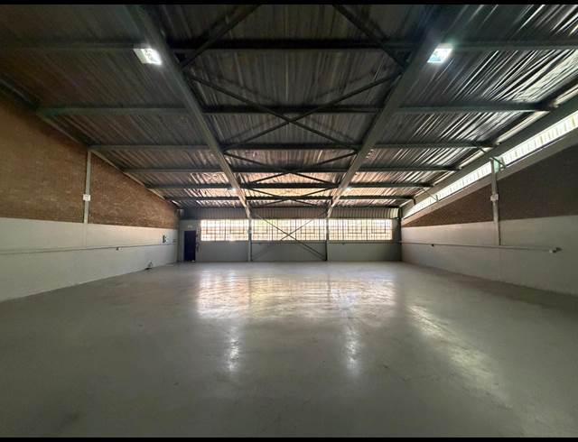 391M² WAREHOUSE TO LET IN HALFWAY HOUSE