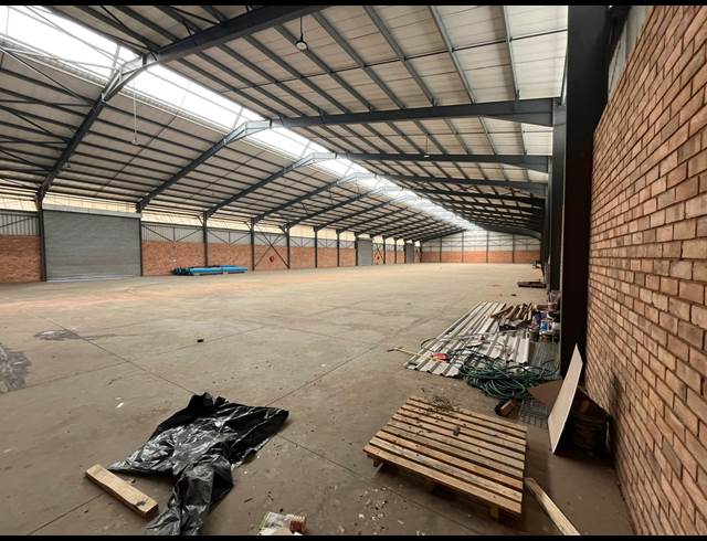 3,200M² WAREHOUSE TO LET IN WITHOK ESTATE