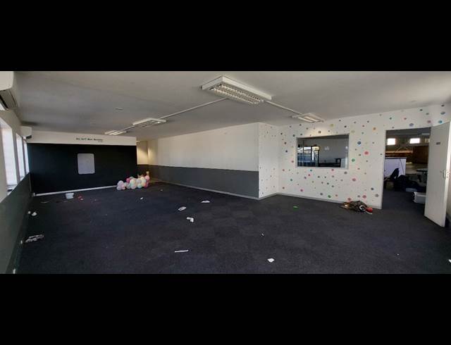 2,316M² WAREHOUSE TO LET IN ROOIHUISKRAAL