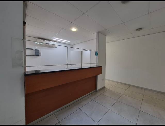 88M² OFFICE TO LET IN ROSEBANK