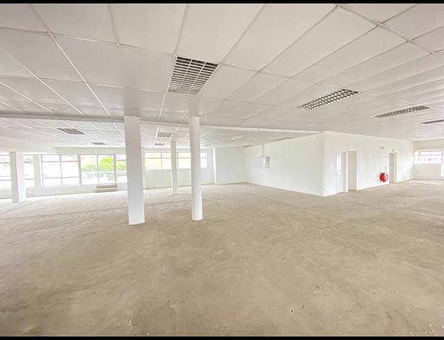 500M² OFFICE TO LET IN WOODSTOCK