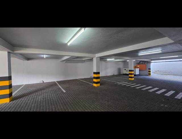 699M² OFFICE TO LET IN NELSPRUIT EXT 1