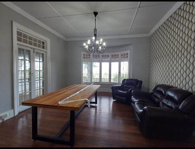 4 BEDROOM PROPERTY TO RENT IN ESSENWOOD