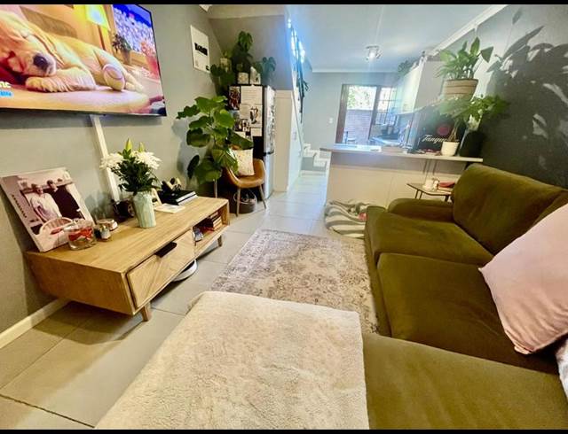 1 BEDROOM PROPERTY TO RENT IN DURBANVILLE CENTRAL