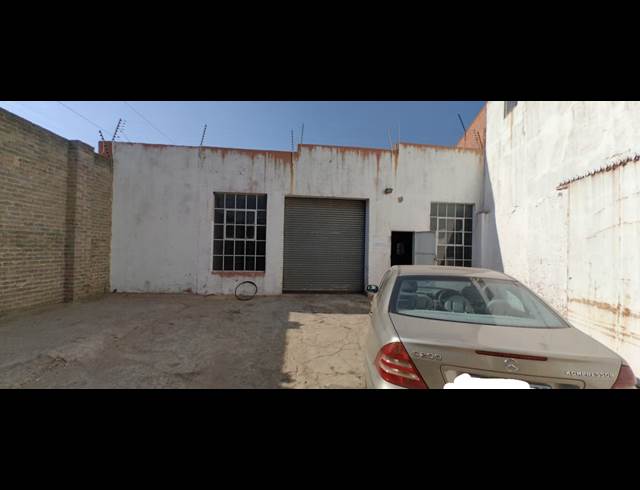 329M² CO-WORKING SPACE TO LET IN DENVER