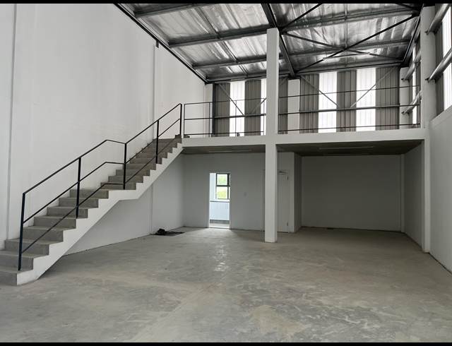138M² WAREHOUSE TO LET IN SHAKAS HEAD