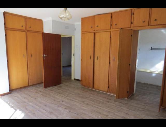 3 BEDROOM PROPERTY TO RENT IN CHROOM PARK