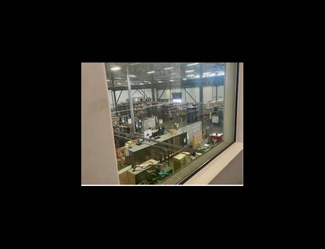 2,413M² WAREHOUSE TO LET IN CAPRICORN