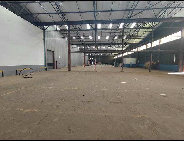 25,085M² FACTORY TO LET IN CLAYVILLE