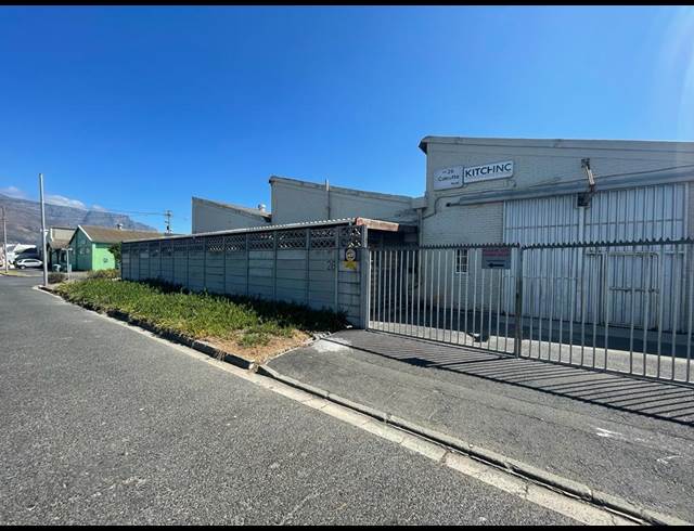 971M² WAREHOUSE TO LET IN PAARDEN EILAND