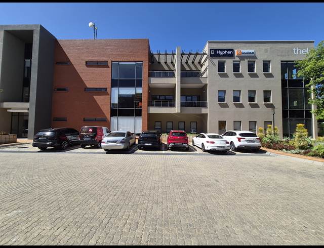 646M² OFFICE TO LET IN SANDTON CENTRAL