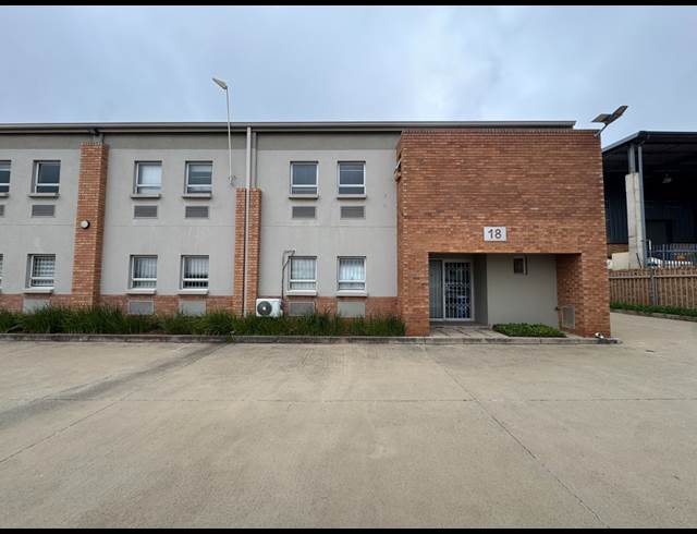450M² WAREHOUSE TO LET IN STORMILL