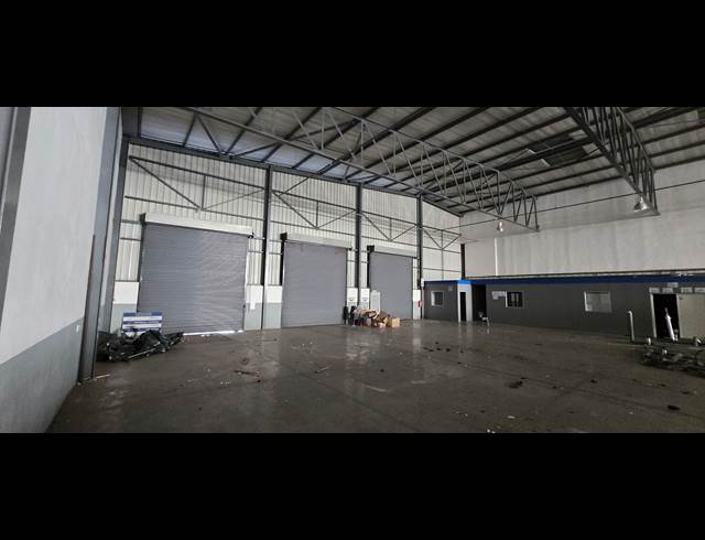 2,294M² WAREHOUSE TO LET IN COSMO BUSINESS PARK