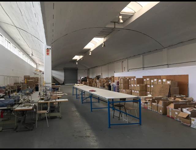 950M² BUILDING TO LET IN BEACONVALE