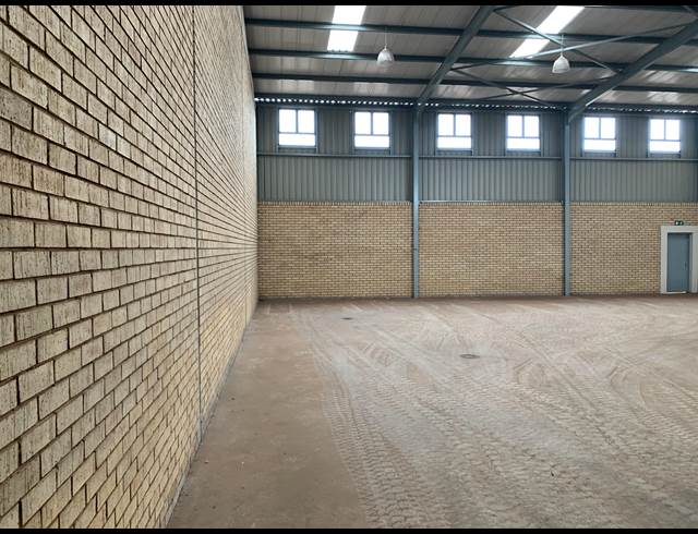 350M² WAREHOUSE RENTED IN SUNDERLAND RIDGE