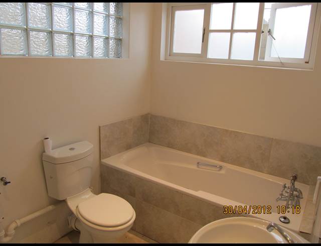 2 bed property to rent in OBSERVATORY