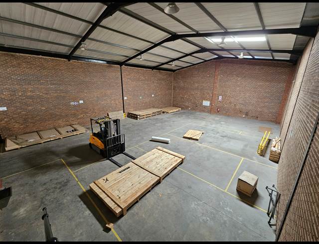 535M² WAREHOUSE TO LET IN POMONA