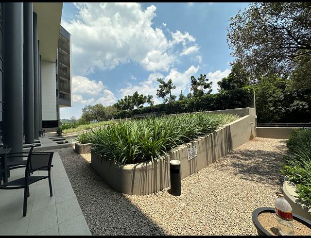 451M² OFFICE TO LET IN SANDTON CENTRAL