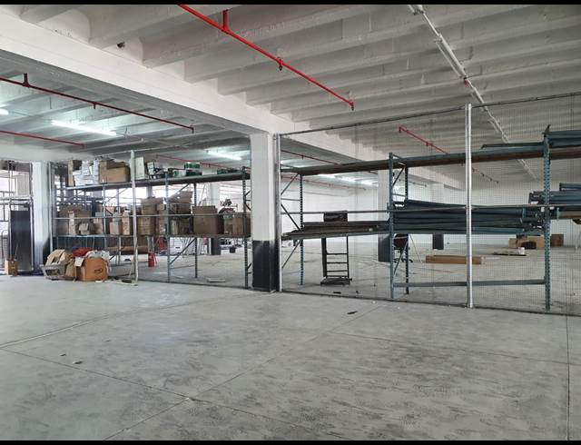 1,000M² WAREHOUSE TO LET IN CITY & SUBURBAN