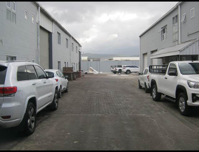 363M² FACTORY TO LET IN GEORGE PARK