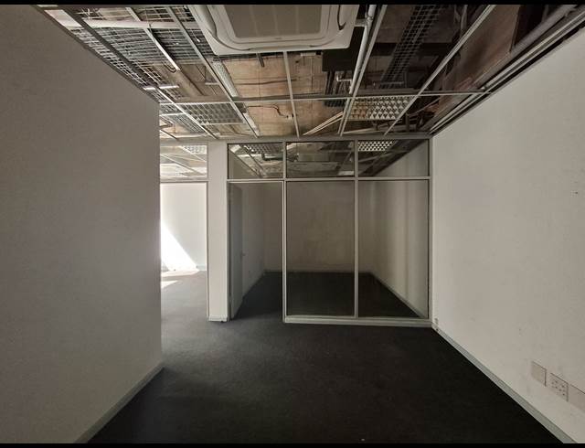 66M² OFFICE TO LET IN CAPE TOWN CITY CENTRE