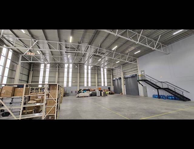 2,526M² WAREHOUSE TO LET IN STRIJDOMPARK