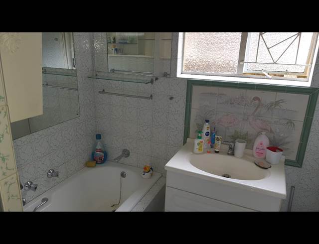 4 BEDROOM HOUSE TO LET IN VANDERBIJLPARK SW 5
