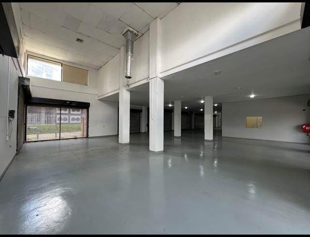 2,617M² WAREHOUSE TO LET IN STRIJDOMPARK