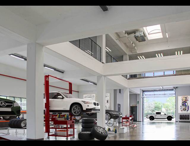 1,420M² WAREHOUSE TO LET IN HALFWAY HOUSE