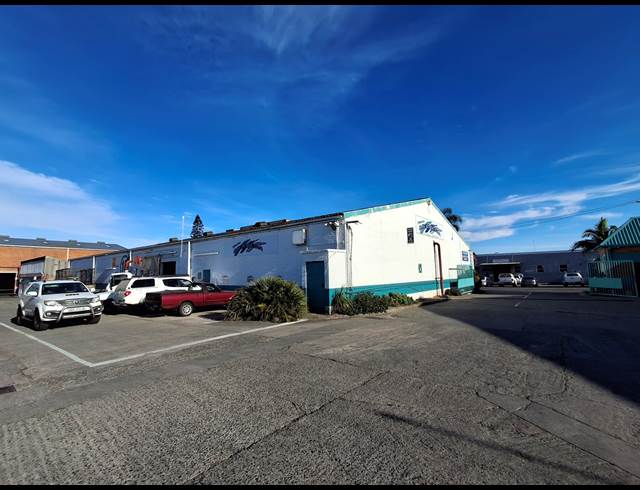 1,048M² WAREHOUSE TO LET IN CHISELHURST
