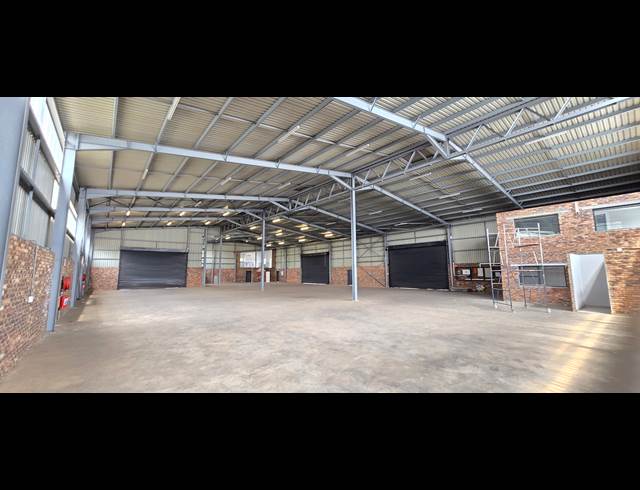 1,485M² WAREHOUSE TO LET IN LASER PARK