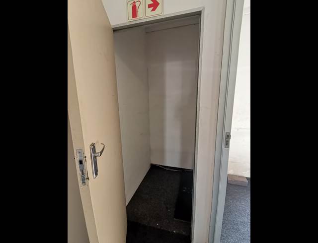 82M² OFFICE TO LET IN VALHALLA