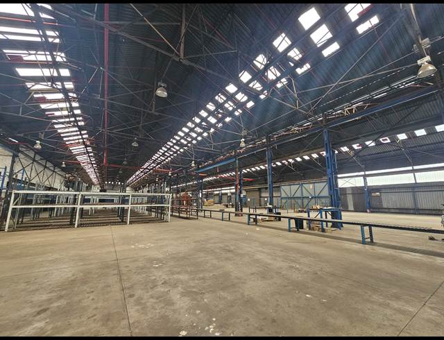 14,150M² WAREHOUSE TO LET IN TUNNEY