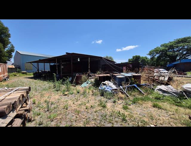 250M² INDUSTRIAL YARD TO LET IN APEX