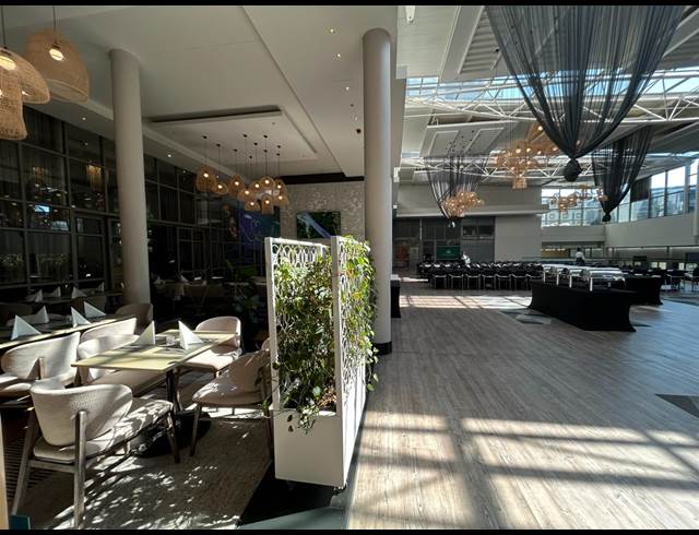 241M² BUILDING TO LET IN WOODSTOCK