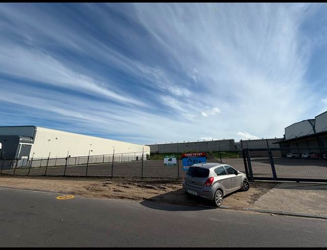 3,304.10M² VACANT LAND TO LET IN STIKLAND INDUSTRIAL