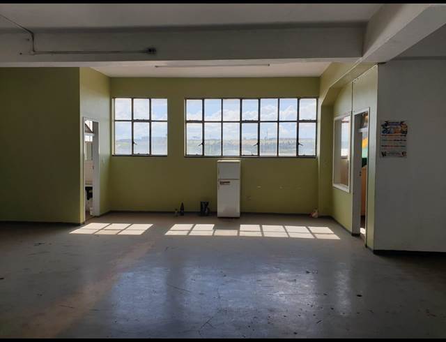 200M² WAREHOUSE RENTED IN BOOYSENS