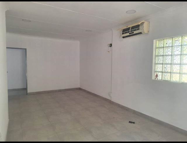 160M² OFFICE TO LET IN NELSPRUIT EXT 1