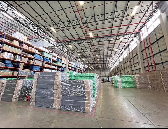 6,100M² WAREHOUSE TO LET IN JET PARK